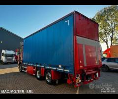 Mercedes actros 260.45 pedana battente 2000kg
