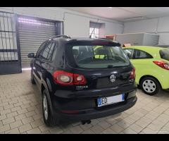 Volkswagen Tiguan 2.0 TDI BlueMotion unico prop 20 - 20