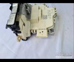 8X1837016 serratura anteriore destra A3 2015 - 15