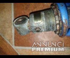 MONO AMMORTIZZATORE POSTERIORE - INTERASSE: 320 MM - 8