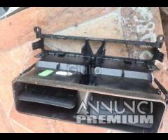 Audi A2  8Z Lftungsdse Dse Lftung vorne mitte 8Z08 - 10