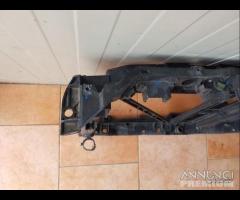 Ossatura anteriore calandra citroen C3 2007 - 15