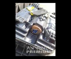 8200381851A / 0602418250108 AIRBAG VOLANTE RENAULT - 7