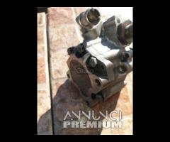 POMPA IDROGUIDA SERVOSTERZO AUDI A4 - 2001 - 13O C