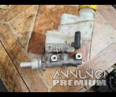 bosch 60539 POMPA FRENI FIAT Idea  Diesel 188B2
