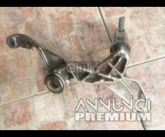 Pedana anteriore sinistra con supporto x Honda VFR