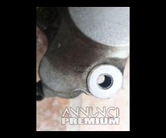PINZA FRENO DISCO ANTERIORE FRONT BRAKE SUZUKI BUR