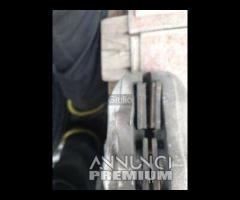 PINZA FRENO DISCO ANTERIORE FRONT BRAKE SUZUKI BUR