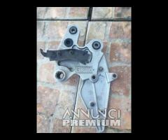 Yamaha FZ6 N RJ07 Supporto Poggiapiedi Conducente