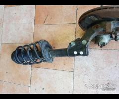 Sospensione lato passeggero hyundai I20 2011 - 17