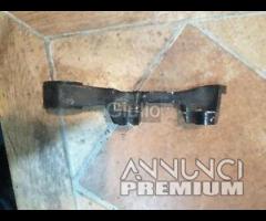 STAFFA SUPPORTO PINZA FRENO POSTERIORE YAMAHA XJ S