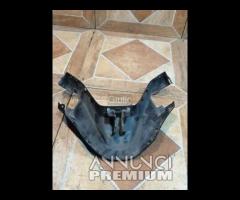 CARENA MANUBRIO ANTERIORE HULL HANDLEBAR FRONT Suz - 7