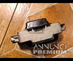 1K0199555 SUPPORTO MOTORE VOLKSWAGEN Polo 4° Serie