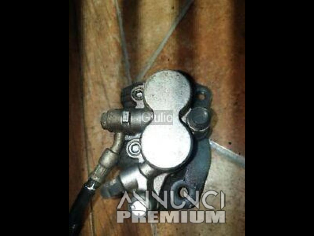 PINZA FRENO ANTERIORE  SINISTRA BURGMAN 400 K7 K8 - 1/4