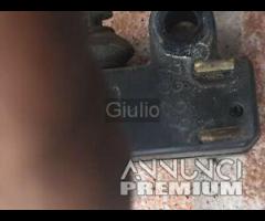 SENSORE MICRO STOP POMPA FRENO ANTERIORE DESTRA  Y - 5