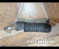 Suzuki 400 Bandit Poggiapiedi Anteriore Destro Tip