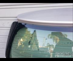 Portellone posteriore grigio chiaro Toyota yaris - 28