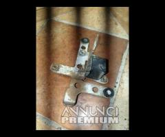 Staffa sostegno regolatore  Honda XL125