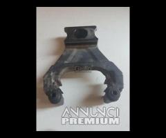 supporto pinza freno posteriore  yamaha yzf r1