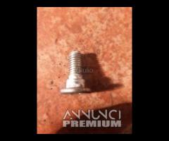 1 BULLONE DISCO FRENO M8X20 717.03.41 HYOSUNG 250