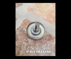 Vite bullone scarico marmitta PIAGGIO BEVERLY 500