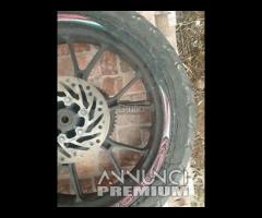 cerchio coppia cerchi ruote ruota anteriore poster - 6