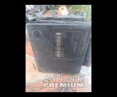 Toyota Yaris (_P9_) 1.0 Vvt-I Centralina ABS Blocc