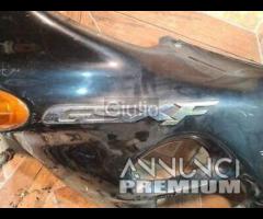 CARENA ANTERIORE SCOCCA SINISTRA SUZUKI GSX 750 F