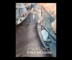 CARENA ANTERIORE SCOCCA SINISTRA SUZUKI GSX 750 F - 8