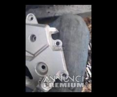 GSR 600 A/K6-K8 Furastenplatte Footrest Stay Front - 7