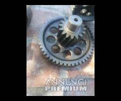 ingranaggi ruota posteriore KYMCO DOWNTOWN 125 200