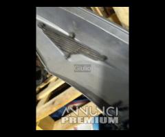 CARENA FIANCATA POSTERIORE DESTRA sottosella SYM S - 7