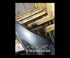 CARENA FIANCATA POSTERIORE DESTRA sottosella SYM S - 17