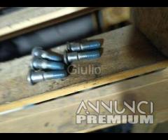 kit Bulloni perni fissaggio dischi freno  posterio