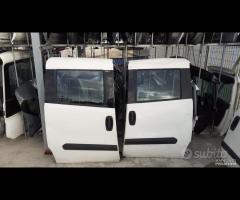 Sportelli portiere portellone dx sx Fiat Doblò