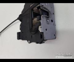 Serratura anteriore sinistra fiat grande punto - 8