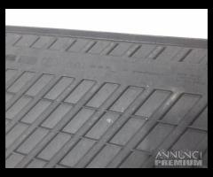 TAPPETINI ORIGINALI AUDI A4 Avant (8W5) 8W1061501 - 9