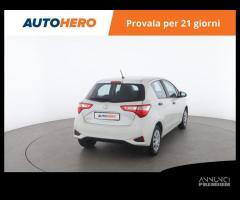 TOYOTA Yaris LH42847