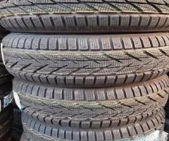 Nuove invernali 275 40 20 e245 45 20 toyo