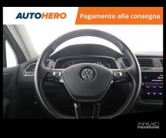 VOLKSWAGEN Tiguan UR02196 - 12