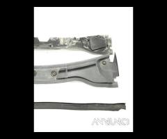 GRIGLIA GOCCIOLATOIO ANT. MERCEDES Classe B W246 2