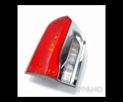 Stop posteriore sinistro integrato nel portello je - 12