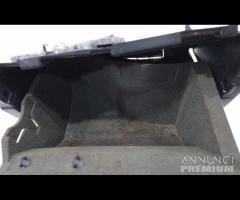 CASSETTO PORTA OGGETTI MERCEDES GLA Serie OM 651.9 - 15