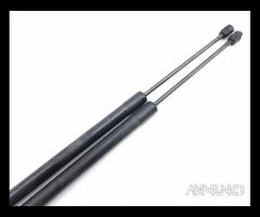 PISTONCINI COFANO POST. AUDI Q5 Serie (8RB) 8R0827