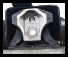 SUPPORTO CAMBIO HYUNDAI Tucson serie 21830-D3200 D - 8