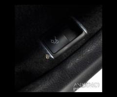 PANNELLO ANTERIORE SINISTRO MERCEDES Classe C W204 - 10