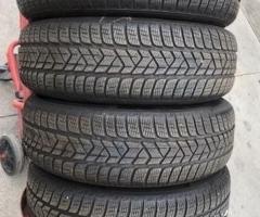 4 gomme usate invernali 225 60 17 Pirelli