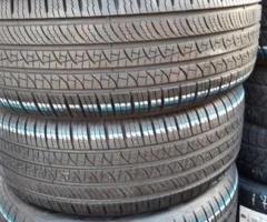 4 pneumatici usati 4 stagioni 275 40 22 Pirelli