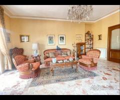 5 Vani con Garage zona Martiri Inglesi