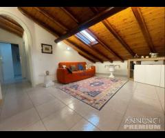 Panoramica Mansarda San G. La Punta - 10